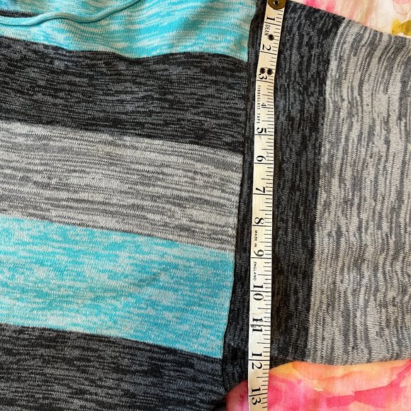 Style & Co. Gray Crew Neck Sweater with Knit Texture - Picture 8 of 11